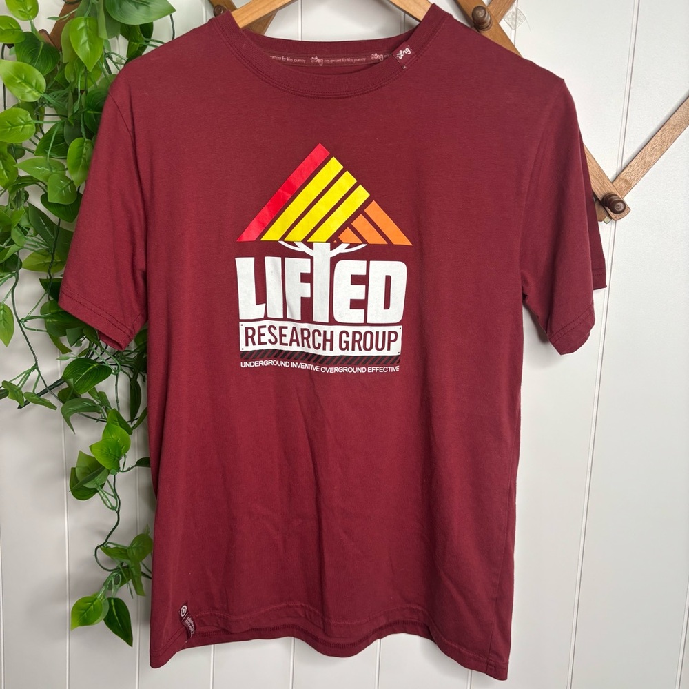 Lifted Research Group LRG T Shirt Men Size Large Burgundy Red Short Sleeve